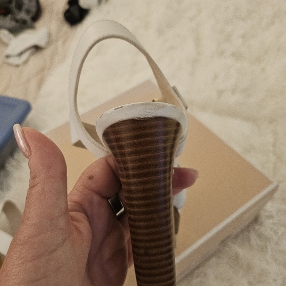 Michael Kors High Heeled Platform Sandal - Picture 4 of 7